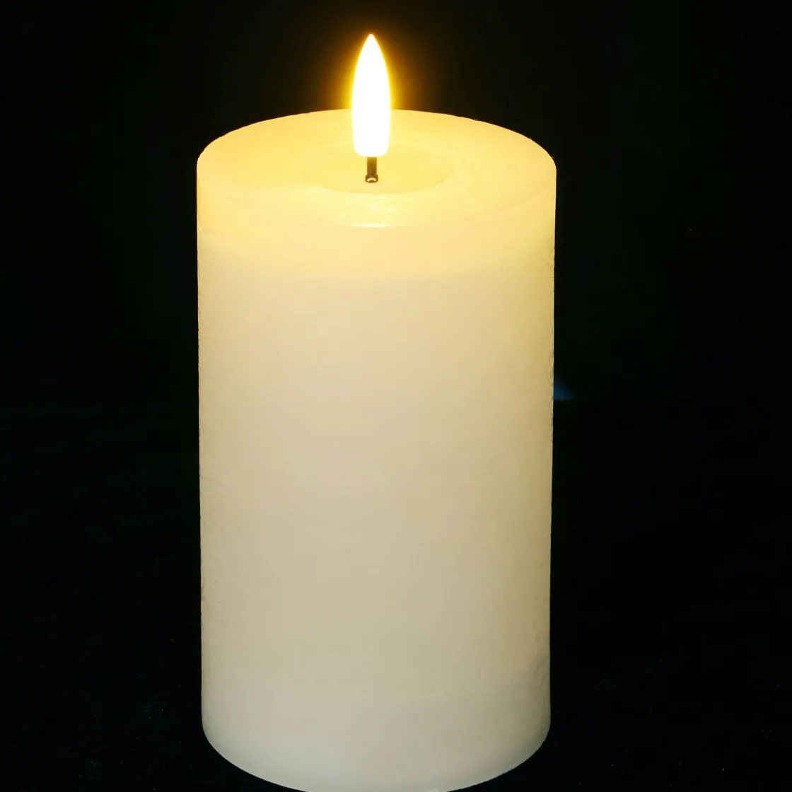 LED-Kerze aus Wachs ^ Ambientis Discount