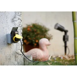 Außensteckdosen-Zwischenstecker mit Ein/Aus-Schalter ^ Outlet