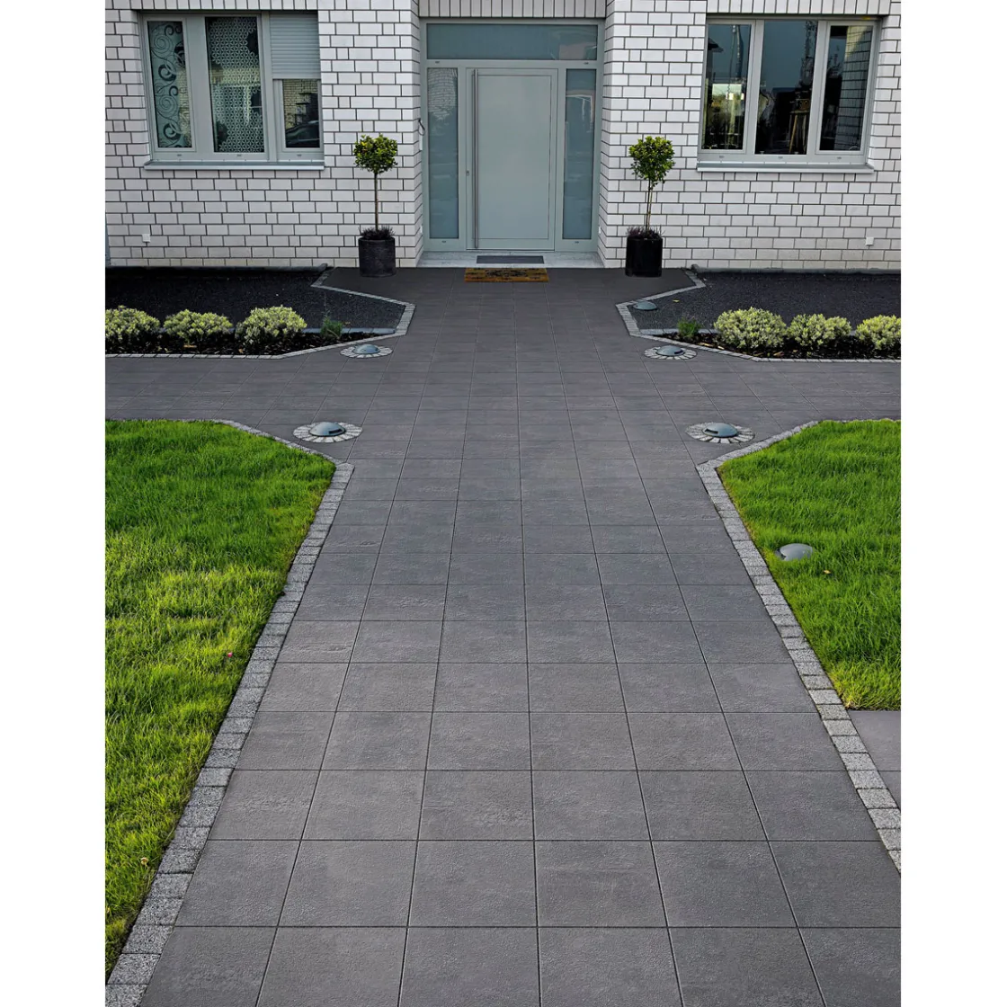Beton Gehwegplatte grau x4 cmmit Fase ^ Hot