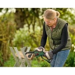 Akku- Kettensäge EasyChain 18V-15-7 - ohne Akku und Ladegerät ^ Bosch Discount