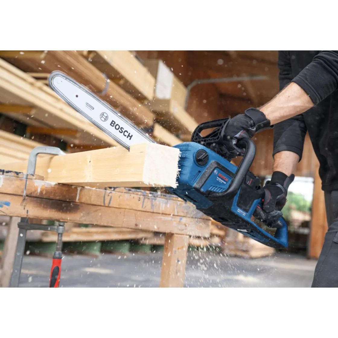 Akku-Kettensäge GKE 18V-40 ^ Bosch Professional Best