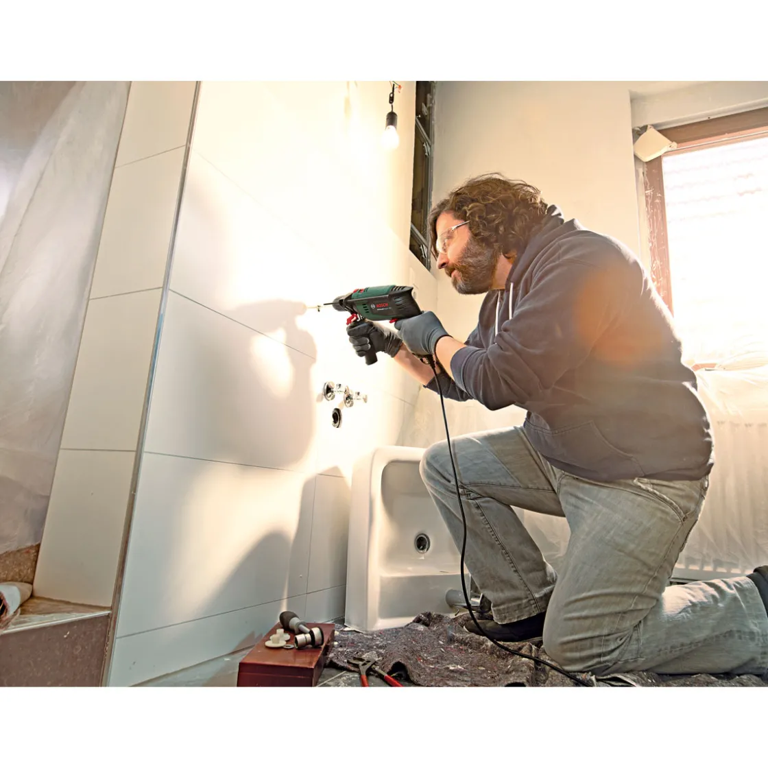 Schlagbohrmaschine UniversalImpact 700 ^ Bosch Best