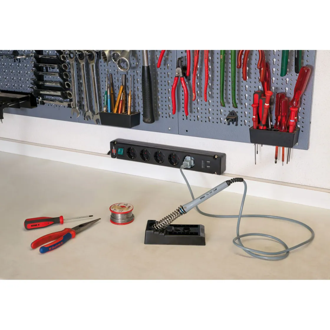 Bremounta 5fach mit USB schwarz DE 3mH05VV-F3G1,5 mit Schalter ^ Brennenstuhl Outlet