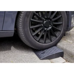Bordsteinrampe 0,5 m ^ Cartrend Hot
