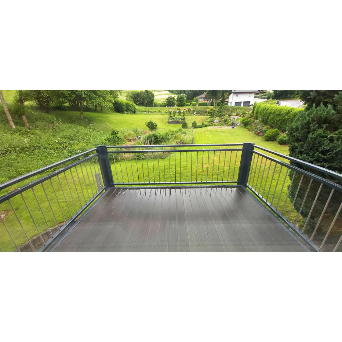 Designbalkon Small mit Lamellengeländer 288 x 200 x 290 cm ^ Sale