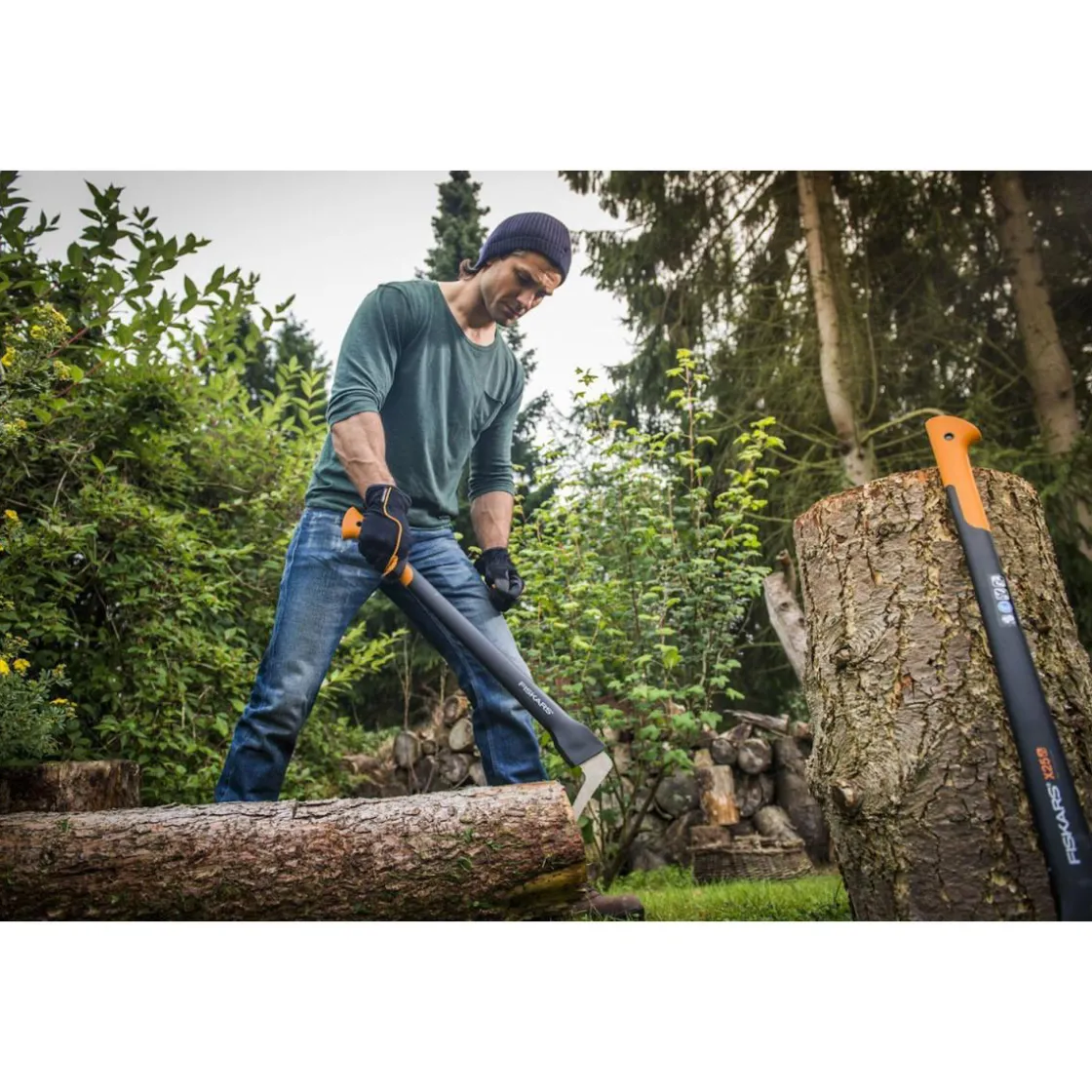 Holzstapelhilfe WoodXpert Sappie XA22 ^ Fiskars Hot