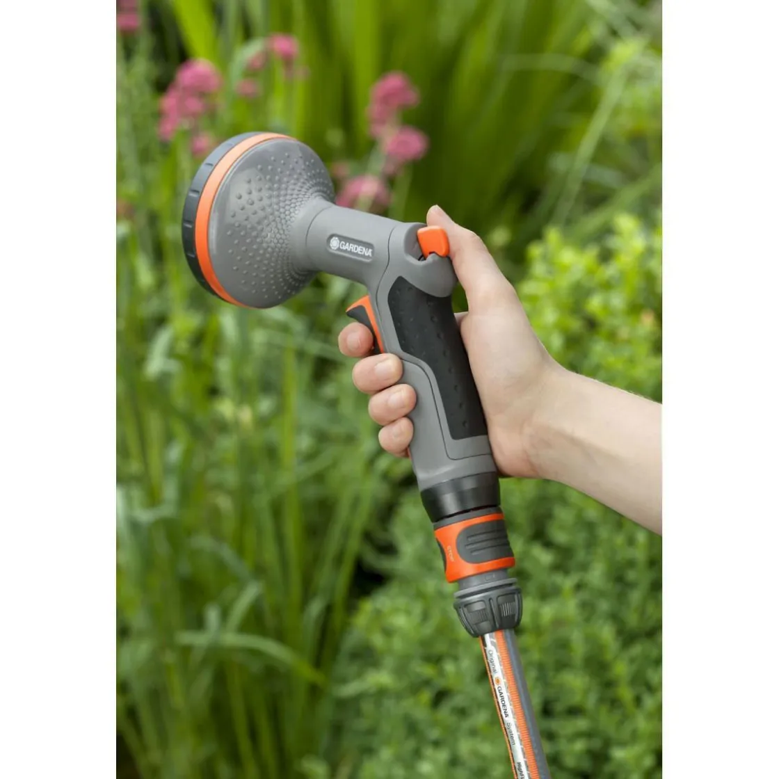 Bewässerungsbrause Comfort für Beete ^ Gardena Best