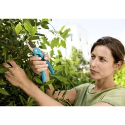 Gartenschere B/S-M ^ Gardena Discount