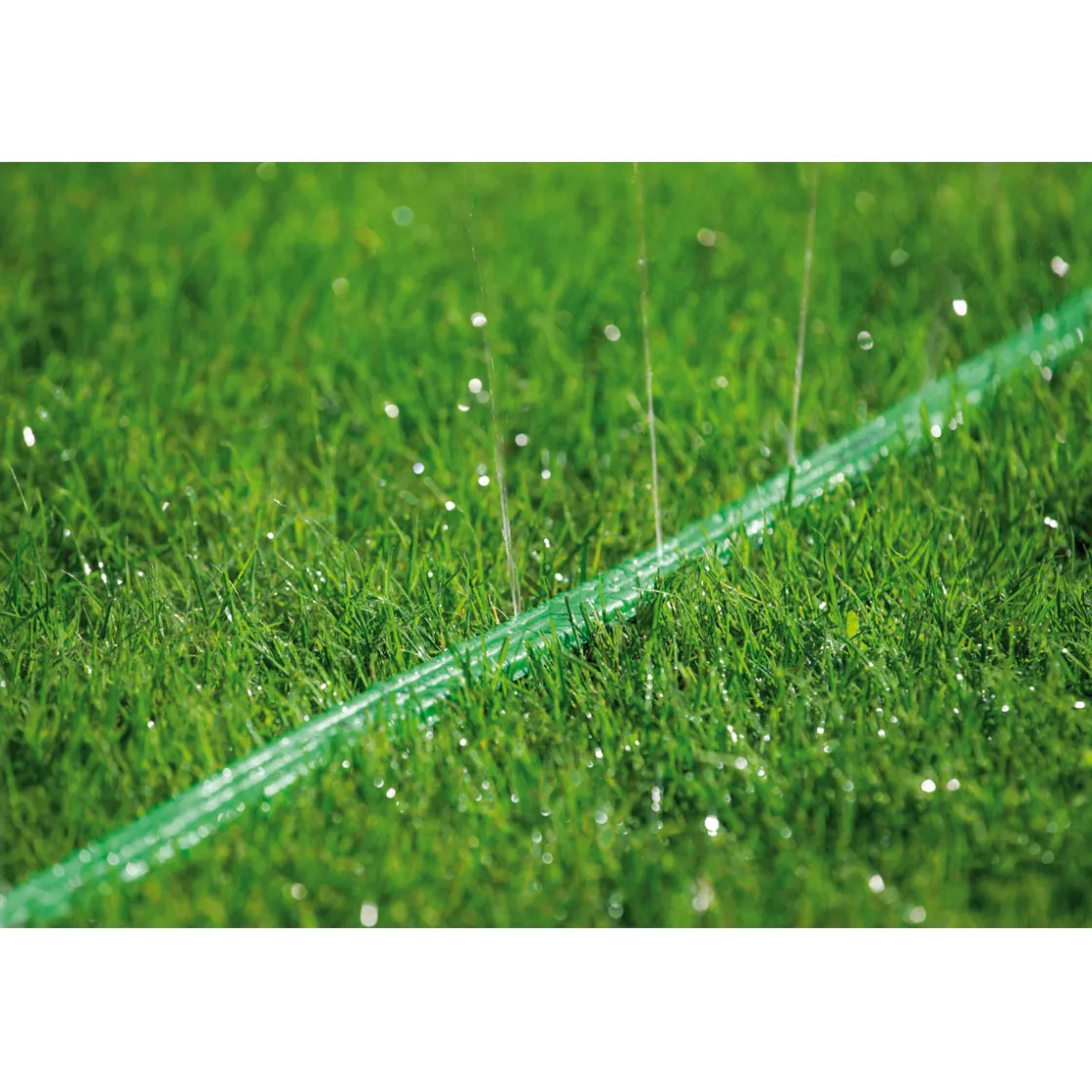 Schlauchregner mit Anschlußteilen 15 m grün ^ Gardena Discount