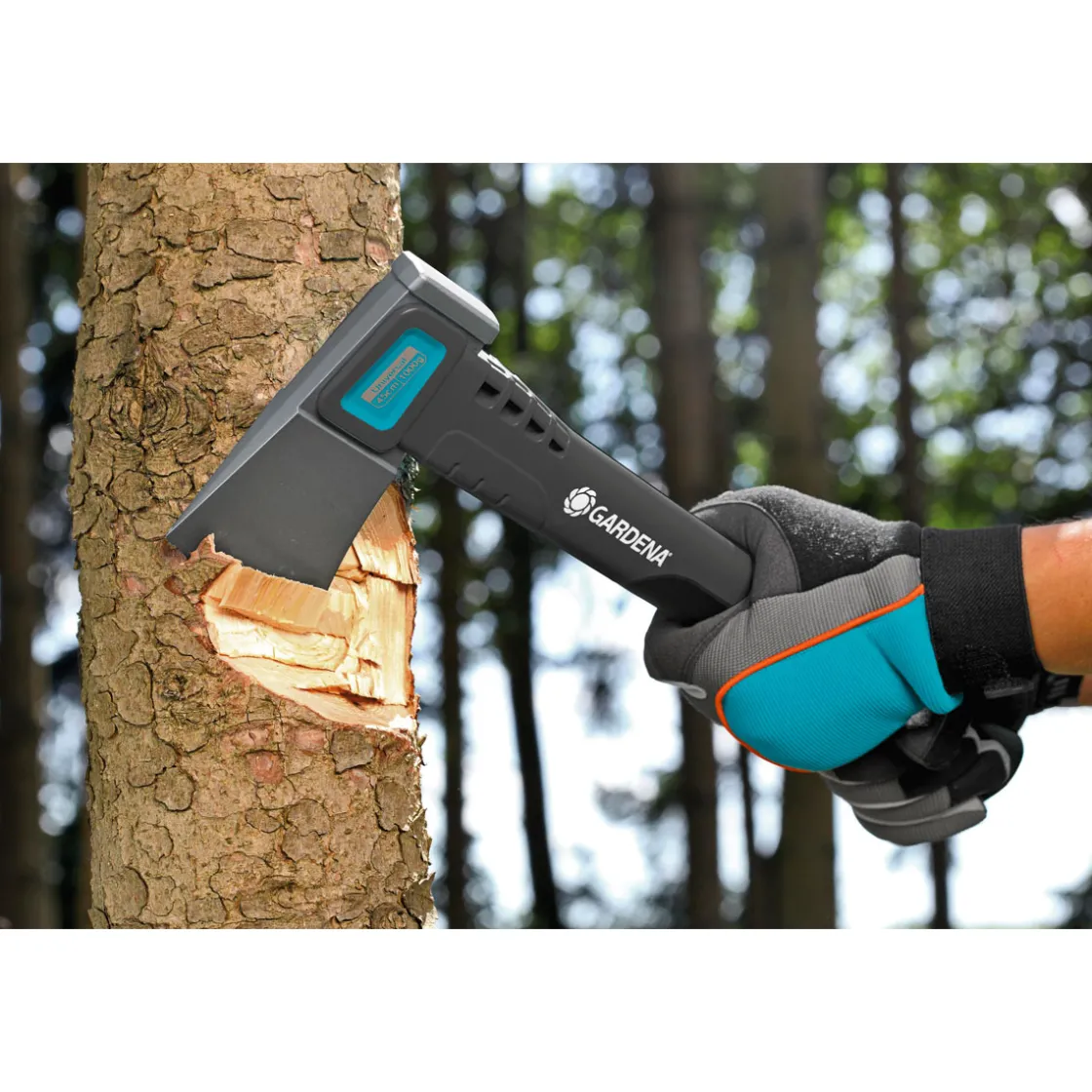 Universalaxt 1000 A 700 g ^ Gardena Discount
