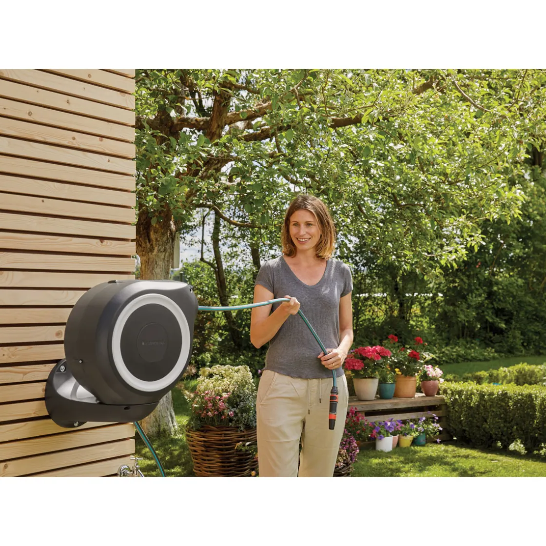 Wandschlauchbox RollUp S 15m schwarz ^ Gardena Sale