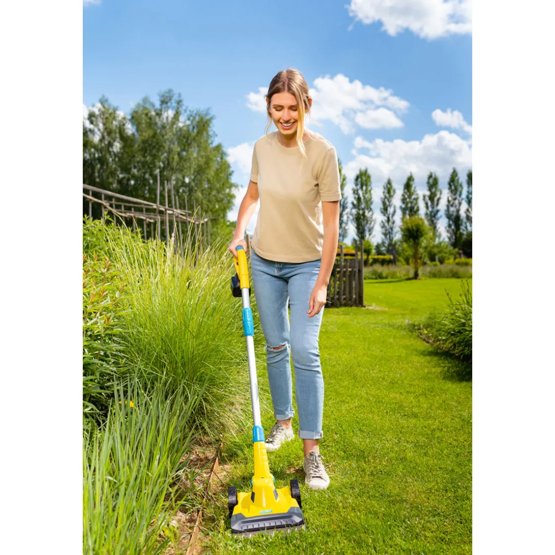 Akku Rasen-und Kantenschneider FineCut 18V Set 25 cm Schnittbreite Einstellbarer Holmwinkel inkl Akku ^ Gloria