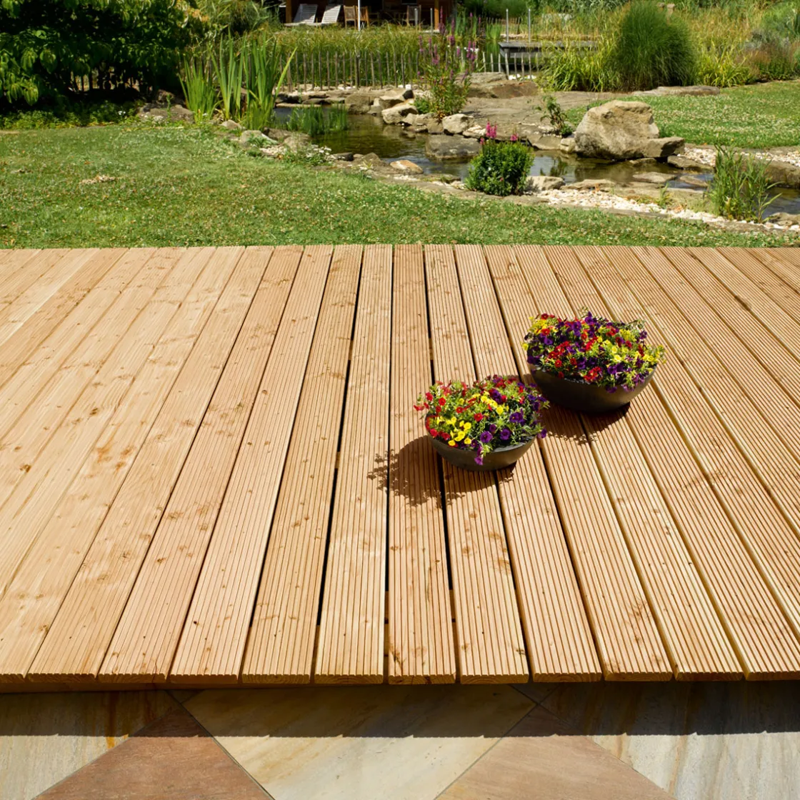Kiefer-Terrassendiele zweiseitig genutet x 14,6 x 2,6 cm ^ Best