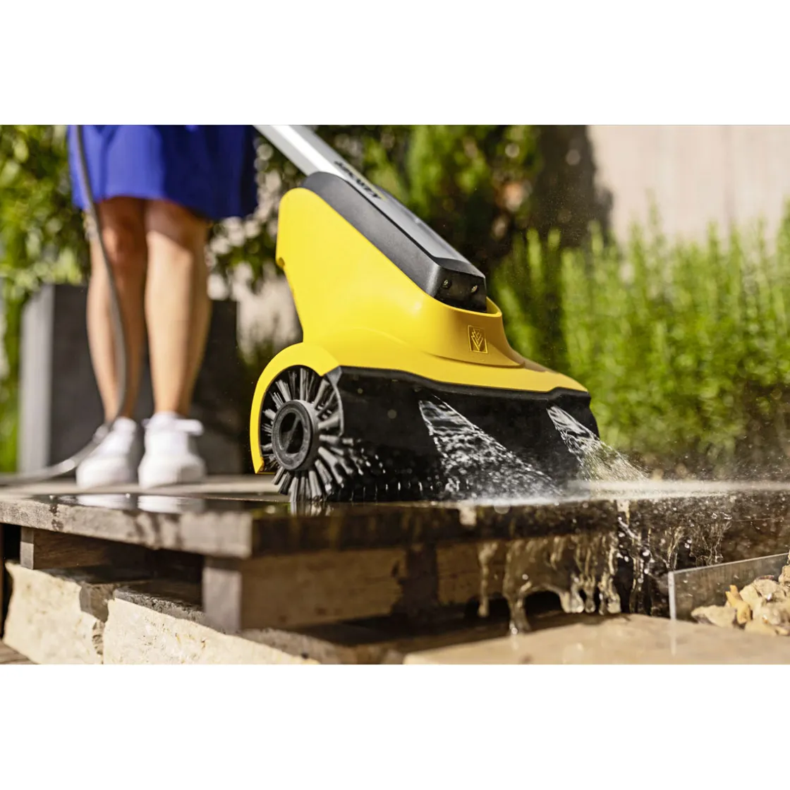 Akku-Terrassenreiniger PCL 3-18 ^ Kärcher Discount