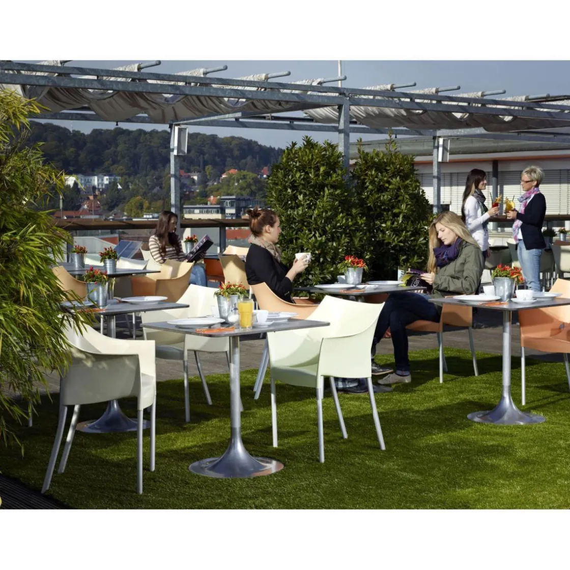 Kunstrasen Basic mit Noppen 133x300cmgruen ^ Rasen Deluxe Sale