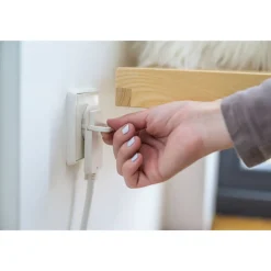 Kurzverlaengerungsleitung weiss mitWinkel-Flachstecker 5m H05VV-F3G1,5 ^ Brennenstuhl New