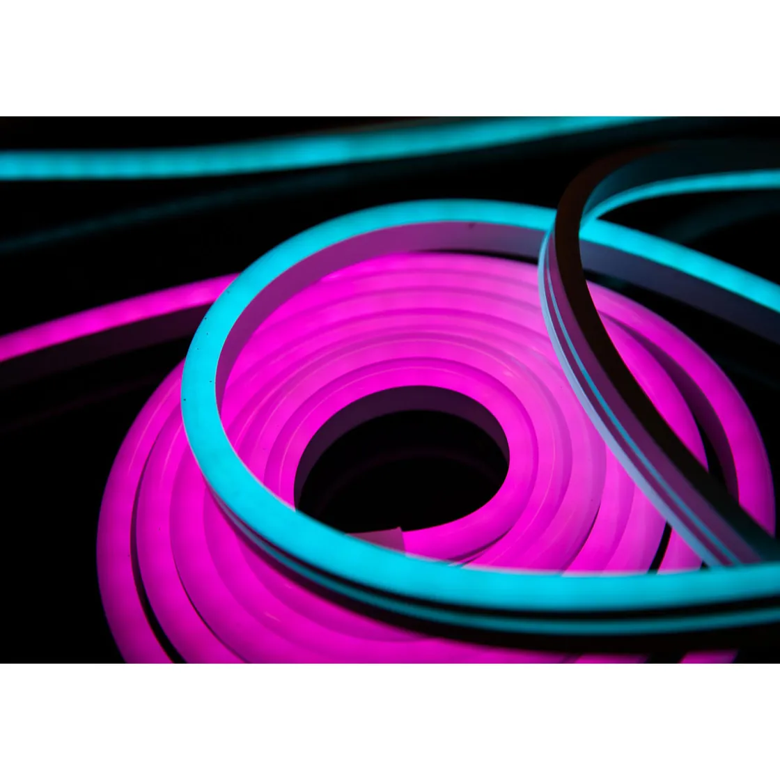 Deckenleuchte Neon Flex mehrfarbig ^ Ledvance SMART+