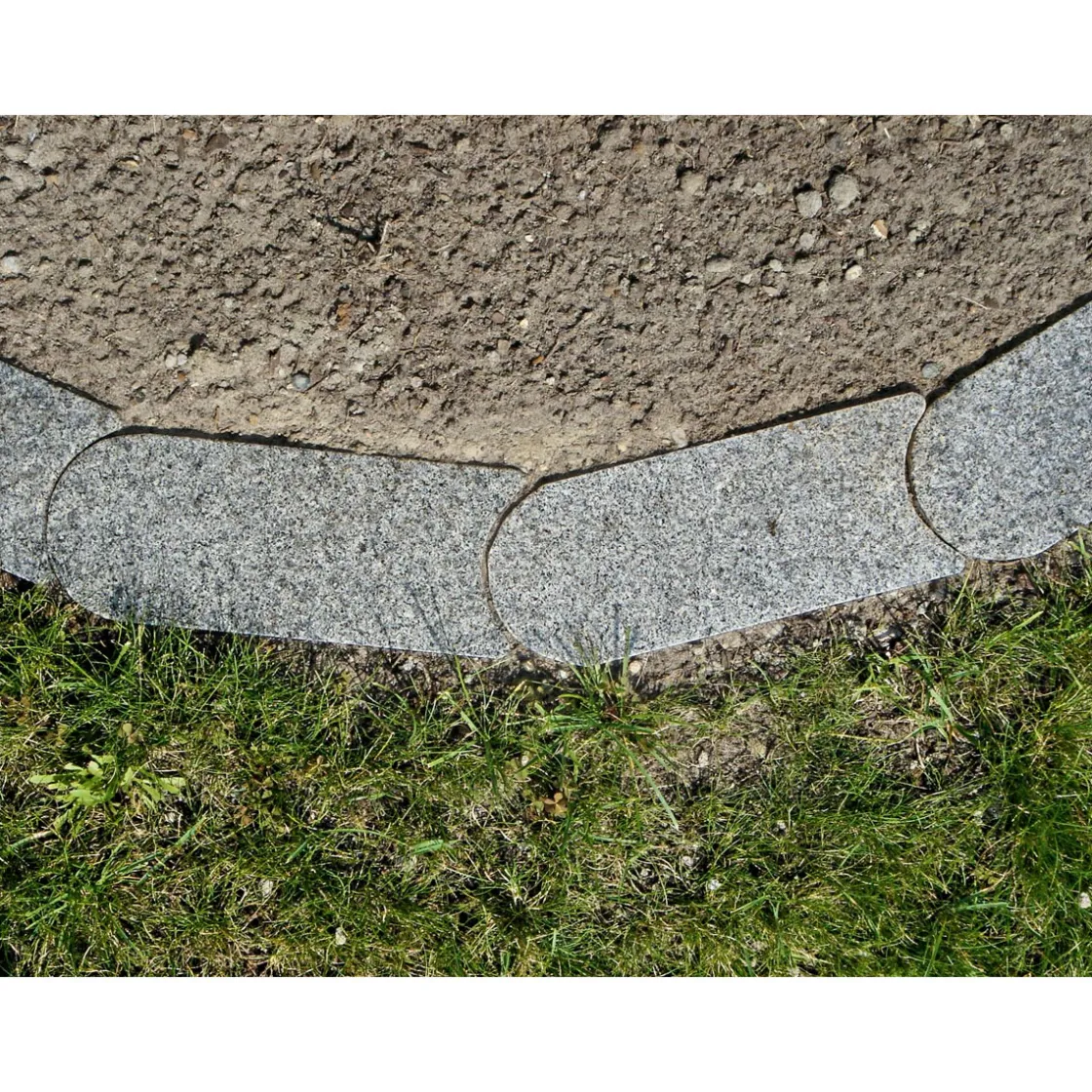 Mähkante Granit 24 x 10 cm ^ Online