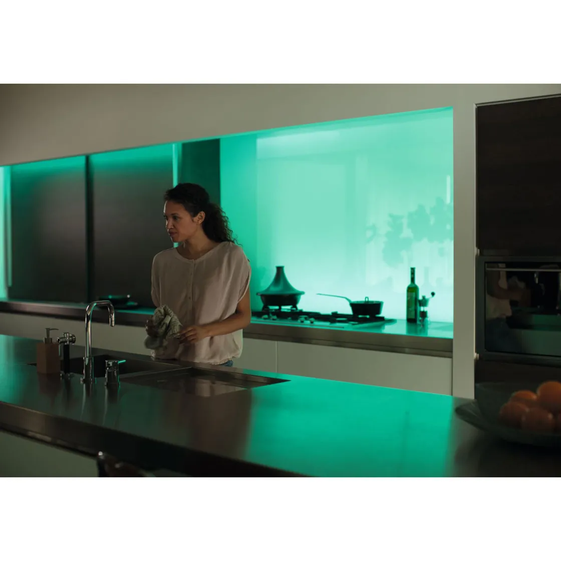 LED-Lichtband Lightstrip Plus Basis 2m weiß ^ Philips Hue