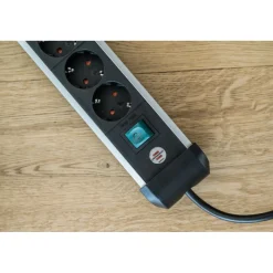 Premium-Alu-Line 6-fach 3,0m ^ Brennenstuhl New